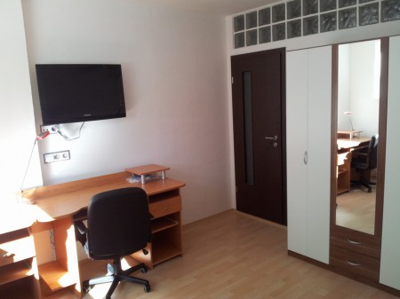 pokoj č.6 vstup - apartmán